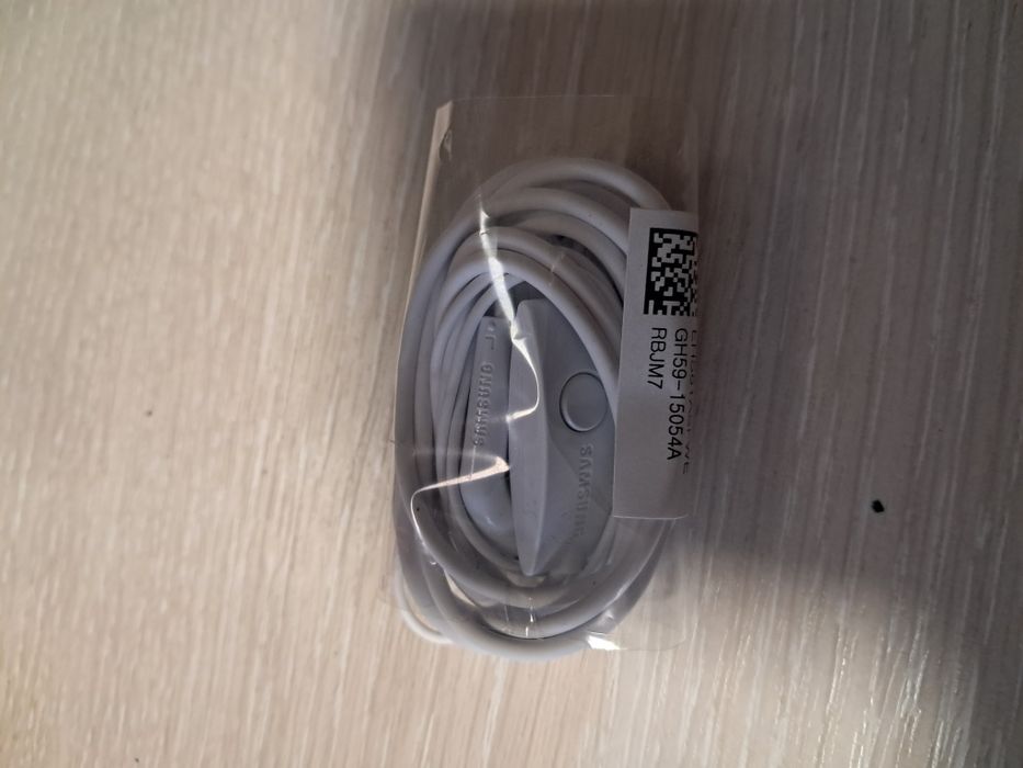 Навушники Samsung нові оригінал