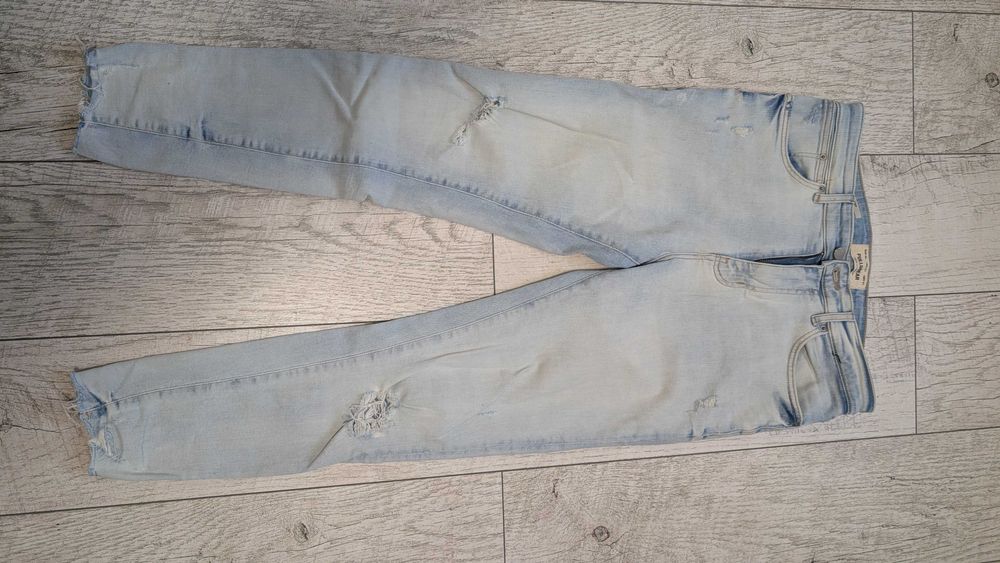 Spodnie męskie jeansowe Pull&Bear rozmiar 31 jasne