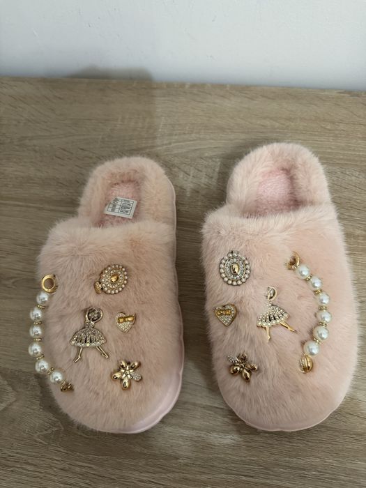 Nowe kapcie 36/37