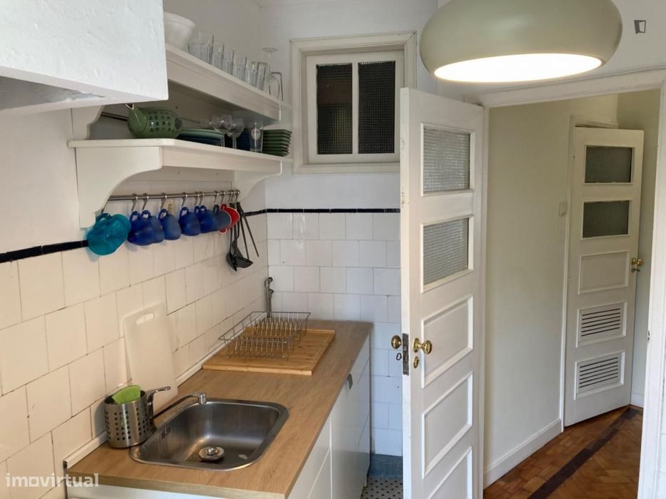 Apartamento com 2 quartos - localizado em Miragaia Porto