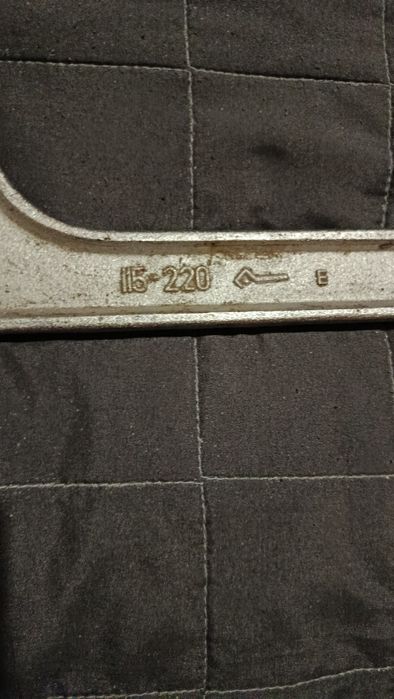 Ключ шарнирный б/у