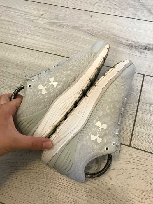 Buty Under Armour Charged Intake rozm. 40,5