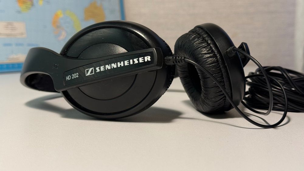 SENNHEISER - Auscultadores Profissionais