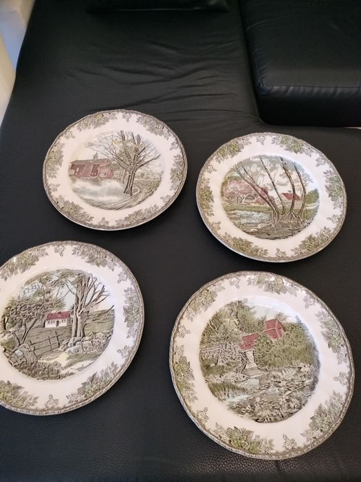 12 Pratos de porcelana inglesa