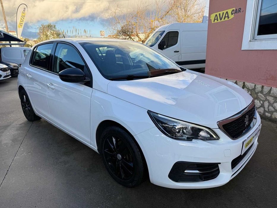 Peugeot 308 1.5 BlueHDi Business Line