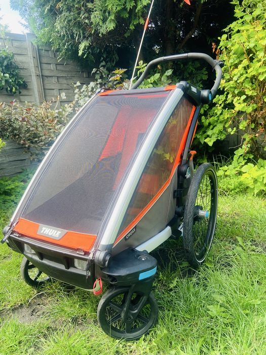 Przyczepka rowerowa Thule Cross Sweden z akcesoriami