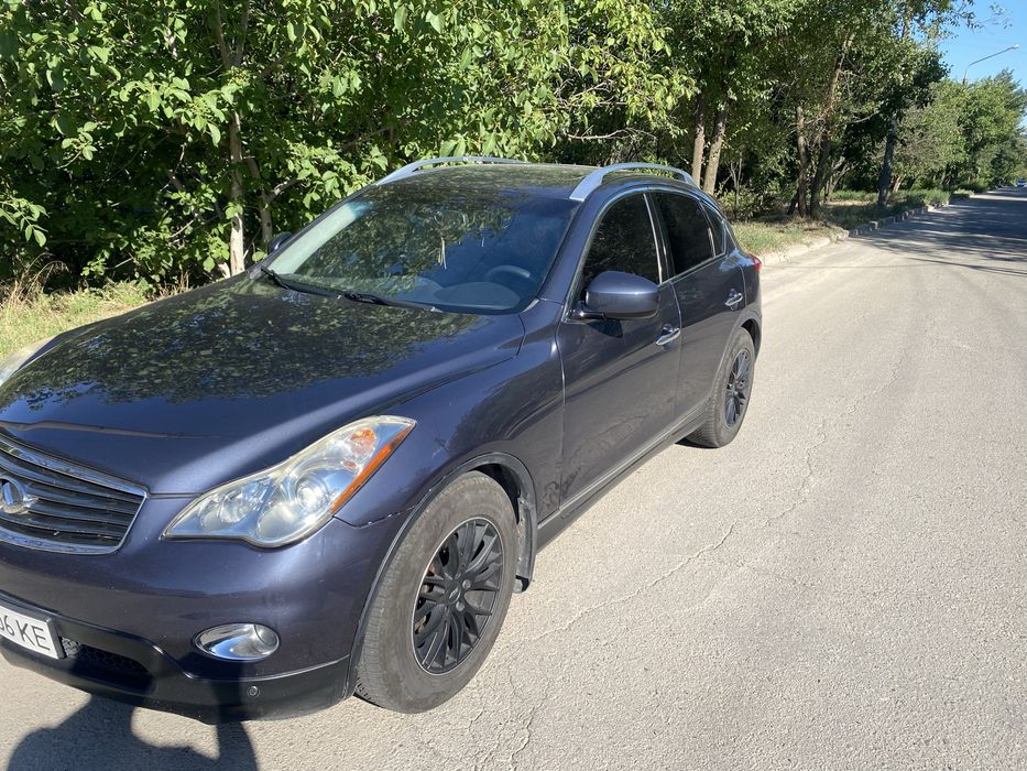 Продам Infiniti EX35
