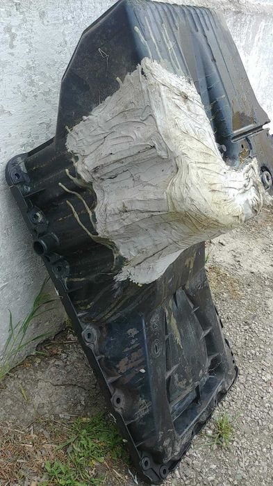 Продам поддон на Mercedes Vario 614 4.3 tdi