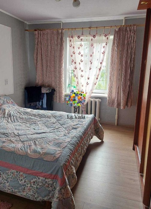 Продаж 3к квартии Червоної Калини 46