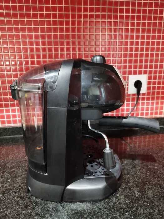 Maquina cafe Deloghi
