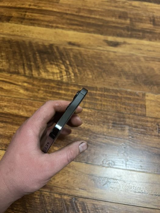 Продам IPhone 12 Pro Max 256.