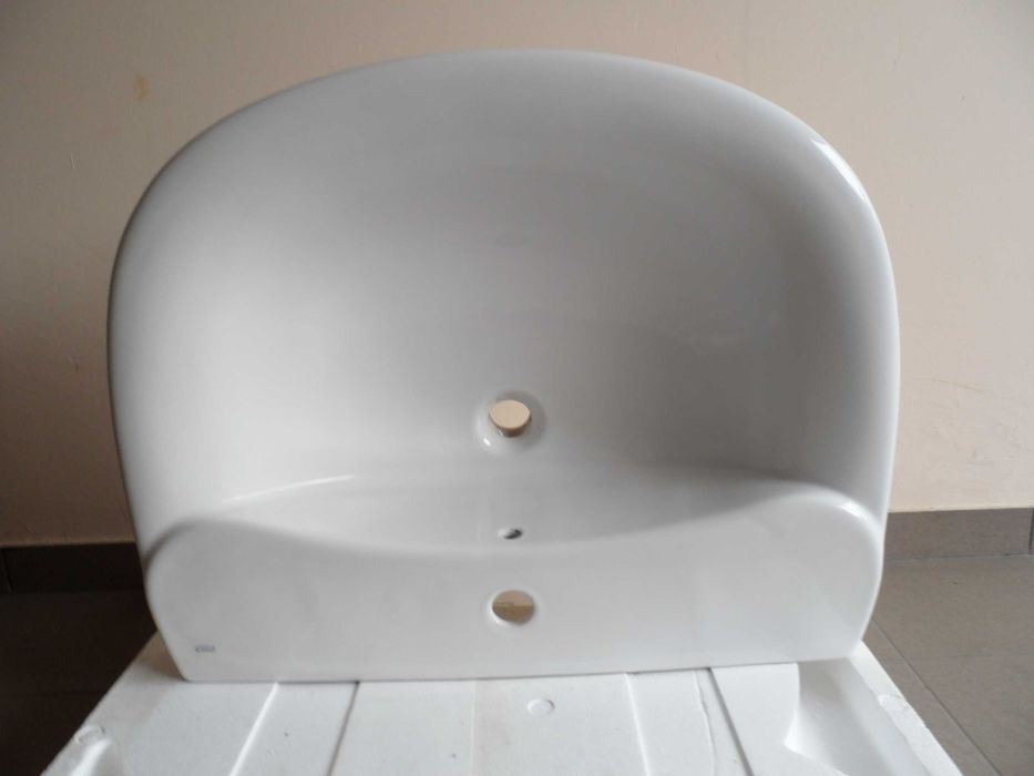 umywalka ścienna ROCA 70/56