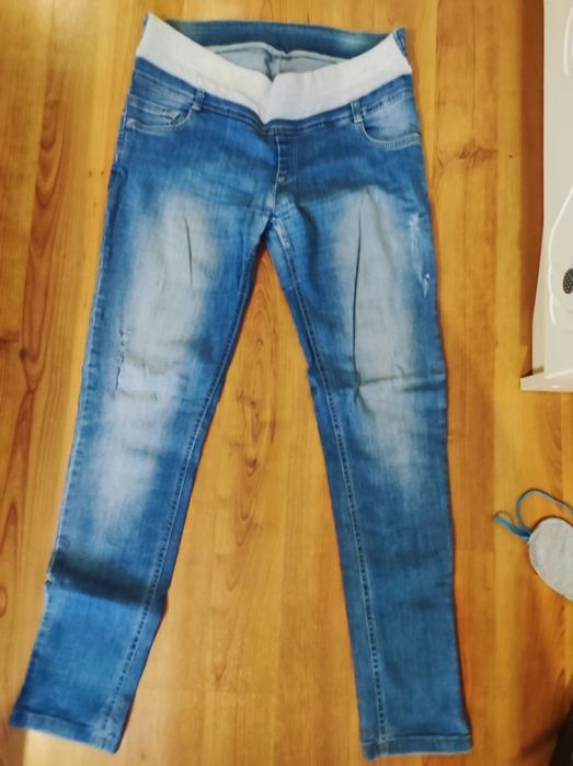 Джинси для вагітних