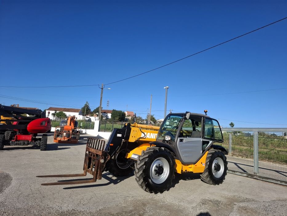 Manitou telescópico 932 com matrícula