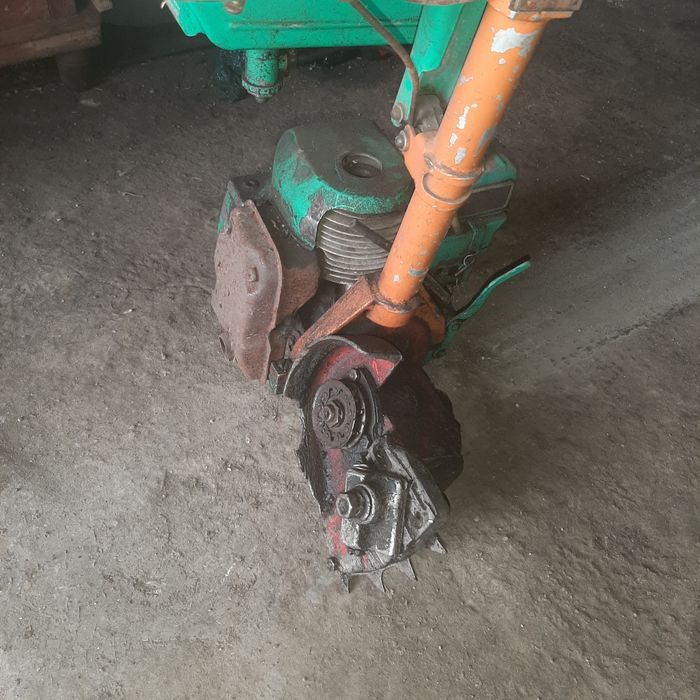 Бінзопилка  Урал