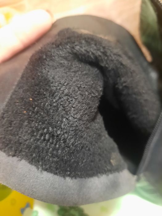 Класичні елегантні зимові шкіряні чоботи