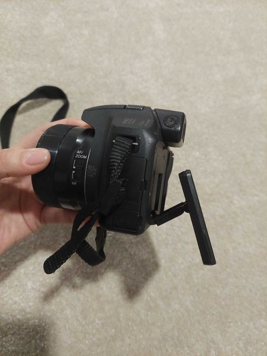 Máquina Fotográfica Sony Cyber-Shot DSC-HX200V 18.2MP+Lente Carl Zeiss