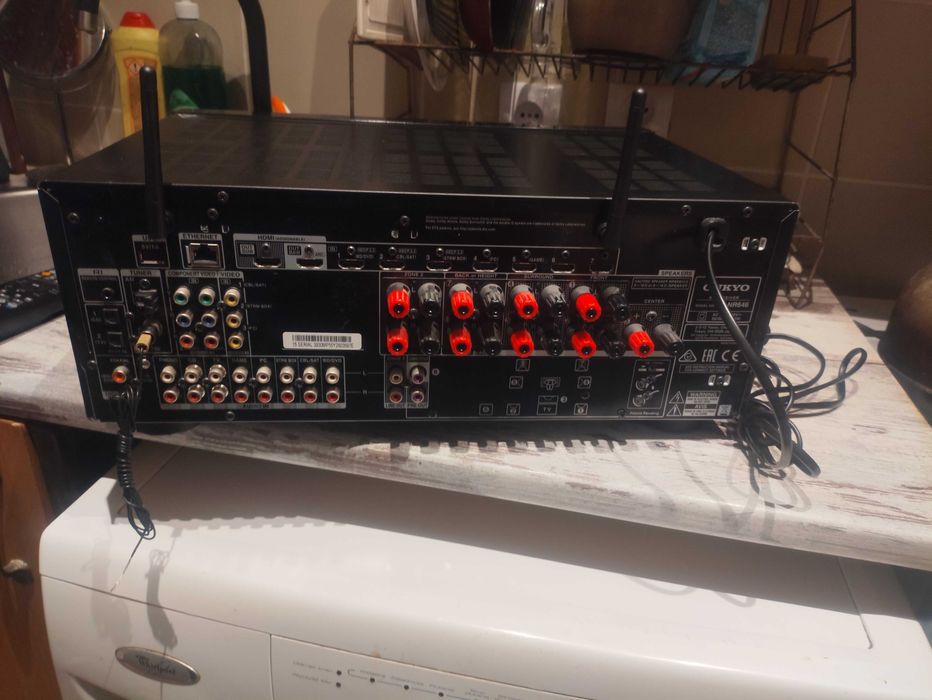 Sprzedam 7.2 Onkyo TX-NR646 Wi-Fi BT Atmos DTS:X 4K60P Hi-Res Spotify