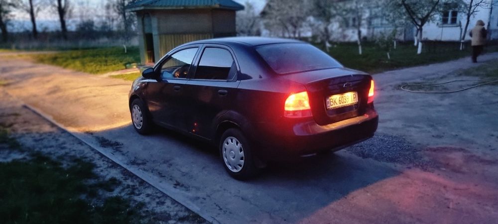 Автомобіль chevrolet AVEO 1.5 газ бензин 2005 рік шевроле авео  авто