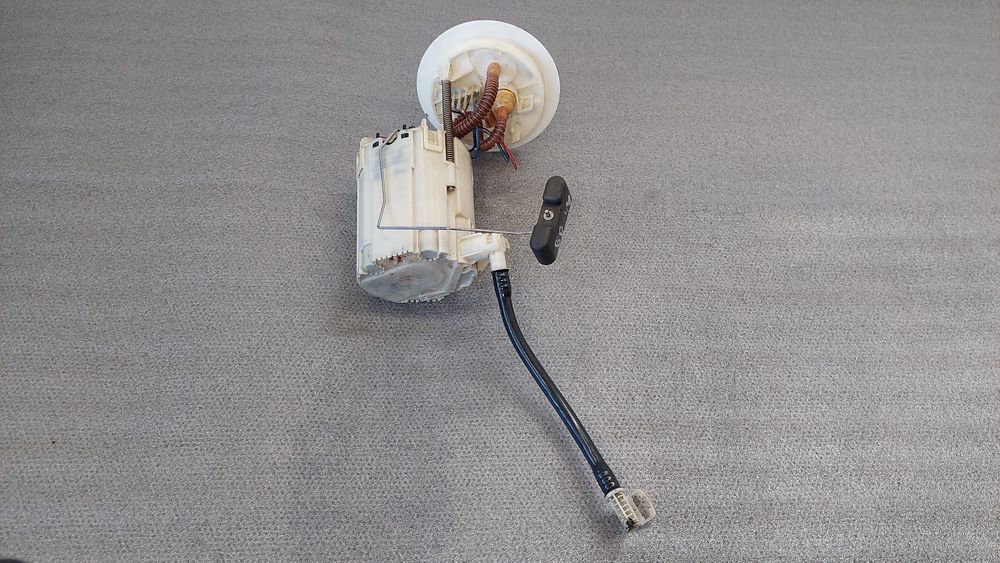 Bomba de combustível AUDI A4 Avant (8K5, B8)