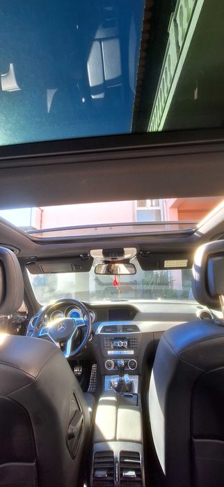 Mercedes c220d amg teto abrir