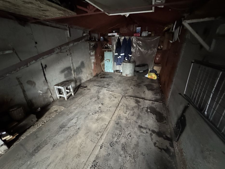 ГАРАЖ на 2 авто 3*8м Світло Буржуйка АНТ/Садочок #4 Можна в оренду