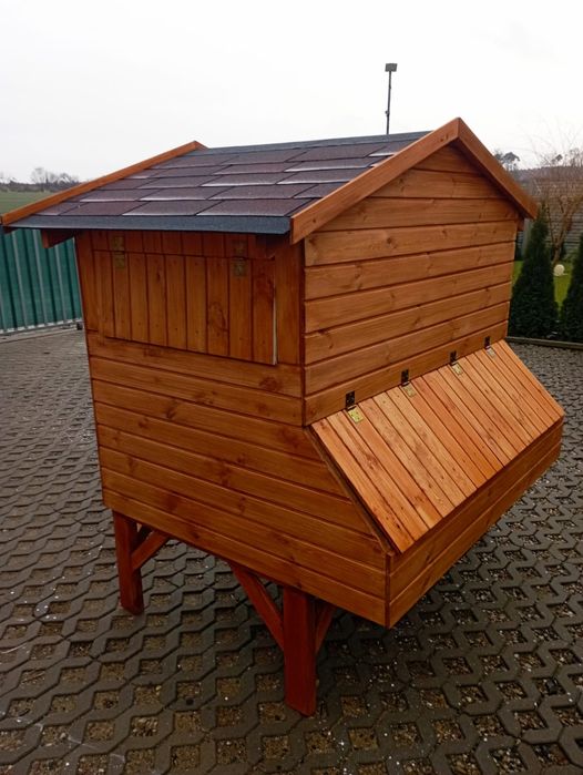 Kurnik drewniany dla kur