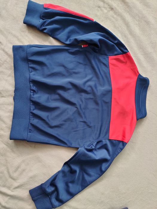 Zestaw 21) bluzy sportowe r. 122 128
