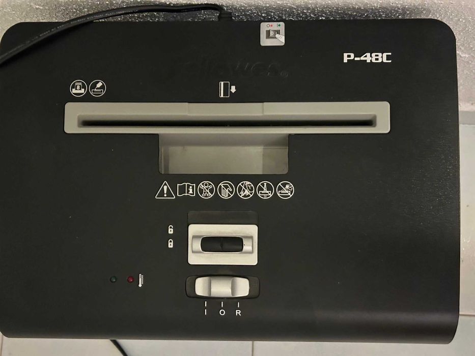 Destruidora de papel Fellowes P-48C (Como nova)