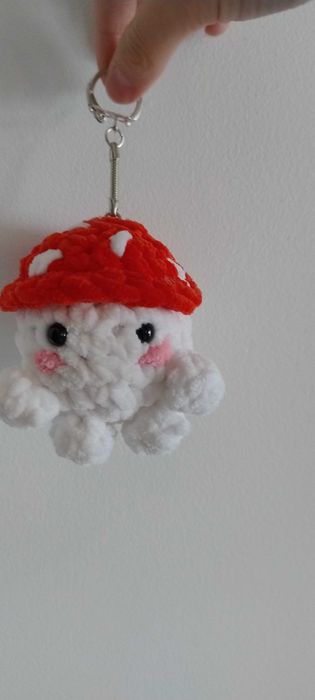 Muchomorek bryloczek handmade