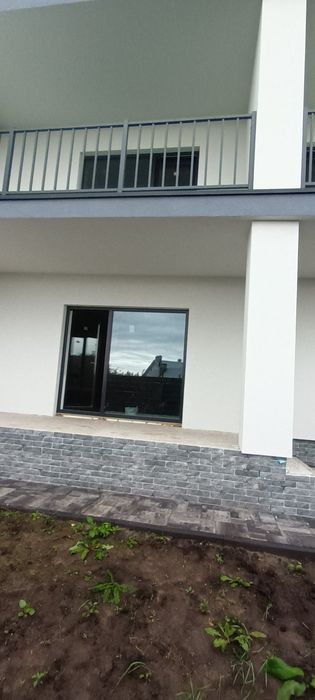 Будинок котедж спарка