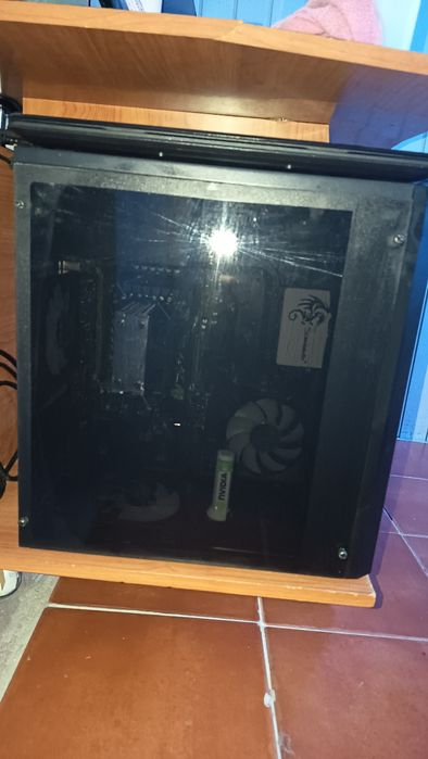 PC Gaming Tempest Phantom com Xeon X99 / 16GB RAM SK Hynix / Fonte 700W 256gb SSD (Sem Gráfica)