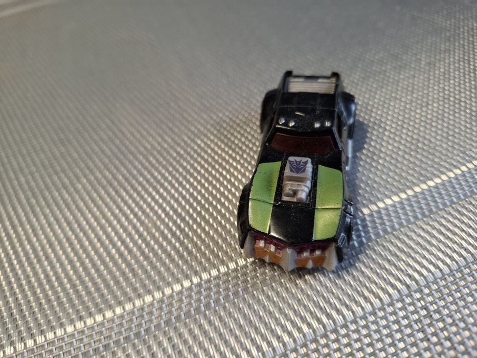 Model samochodu skala 1:64