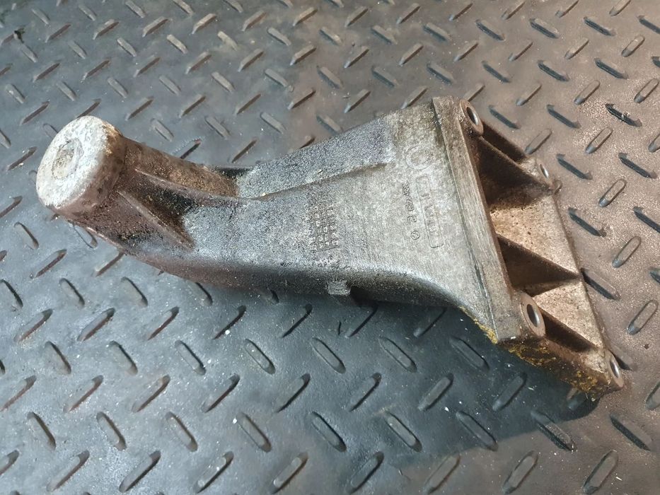 MOCOWANIE ŁAPA SILNIKA PRZEDNIA PRZÓD LEWA BMW E46 2.5 R6 1094697