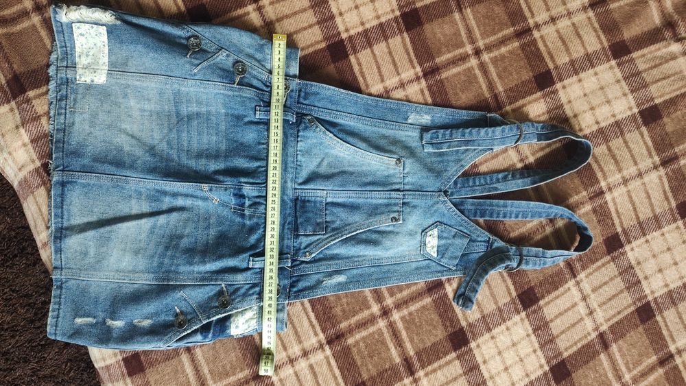 Джинсовий комбінезон