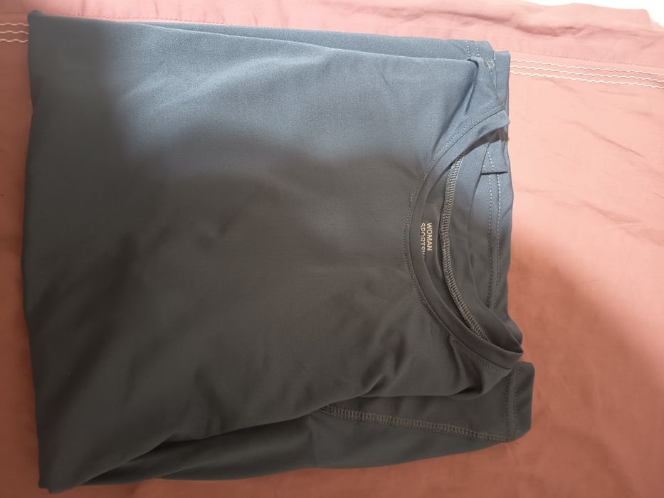 T-shirt desportiva Lefties
