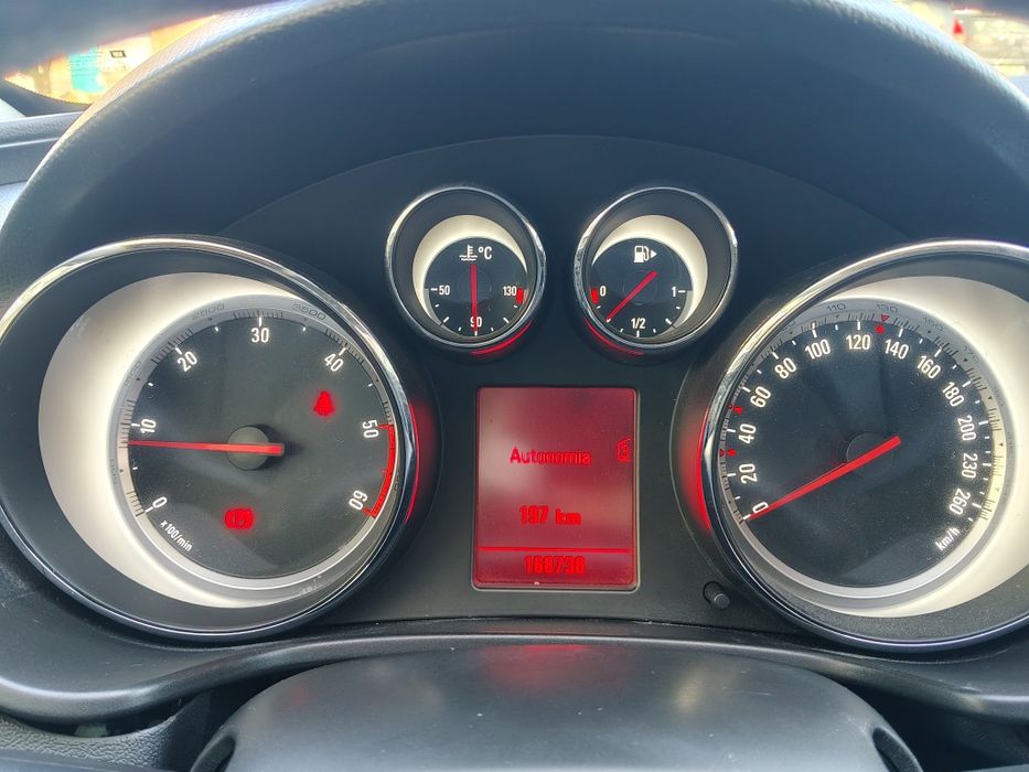 Opel Insignia Sports Tourer Nacional 169 mil km