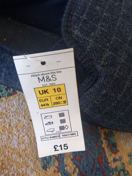 2. Buty męskie kapcie thinsulate  rozmiar 44,5 wkładka 28 cm