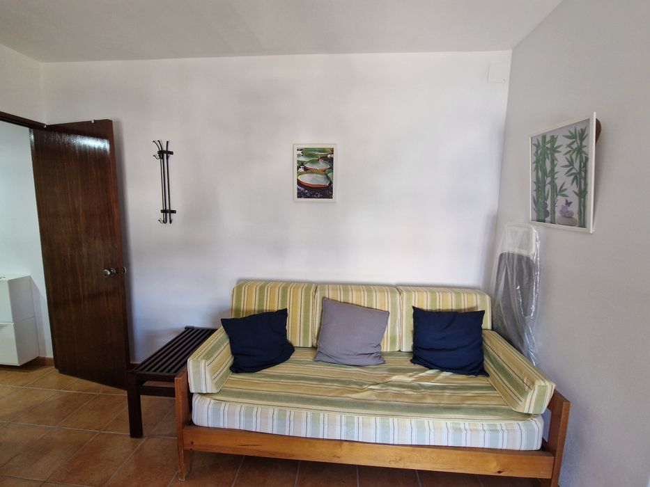 Sofá cama com otimo colchão