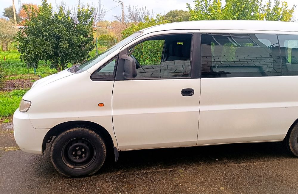 Hyundai H1 SVX 9lug 2001