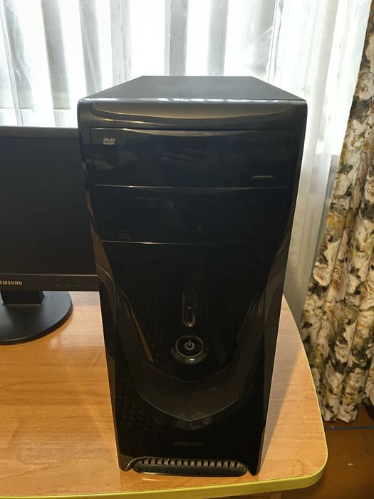 Настільний ПК AMD Athlon II X2 3.1 ГГц / 2 ГБ / Windows 10