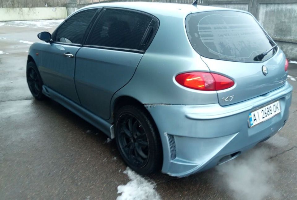 Продам Альфа Ромео 147 1.6 twinspark