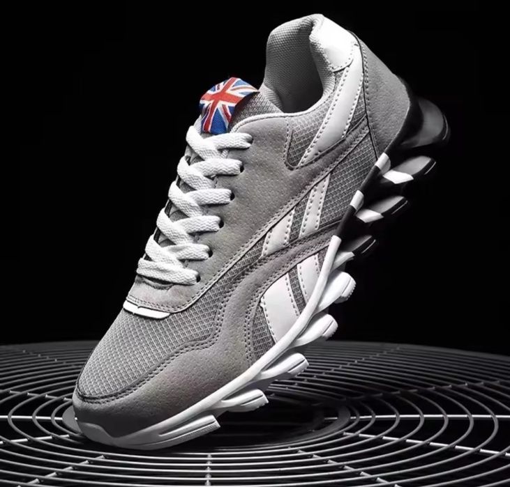 Кросовки лето нові