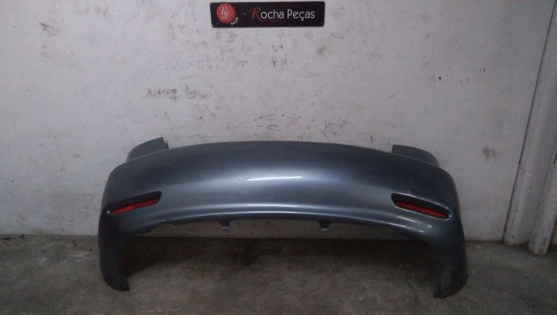 Para Choques De Trás Mazda 6 Três Volumes (Gg)