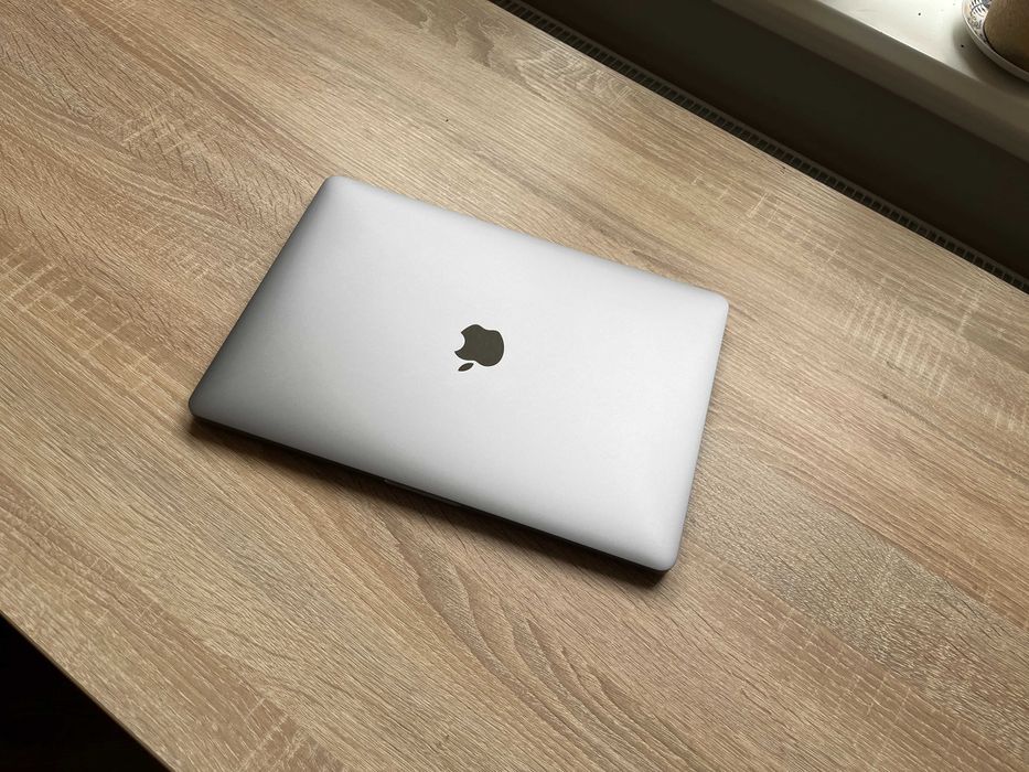 Apple MacBook Pro 13 2022р. apple M2_16GbRAM_512gb SSD_91% батарея_31 цикл
