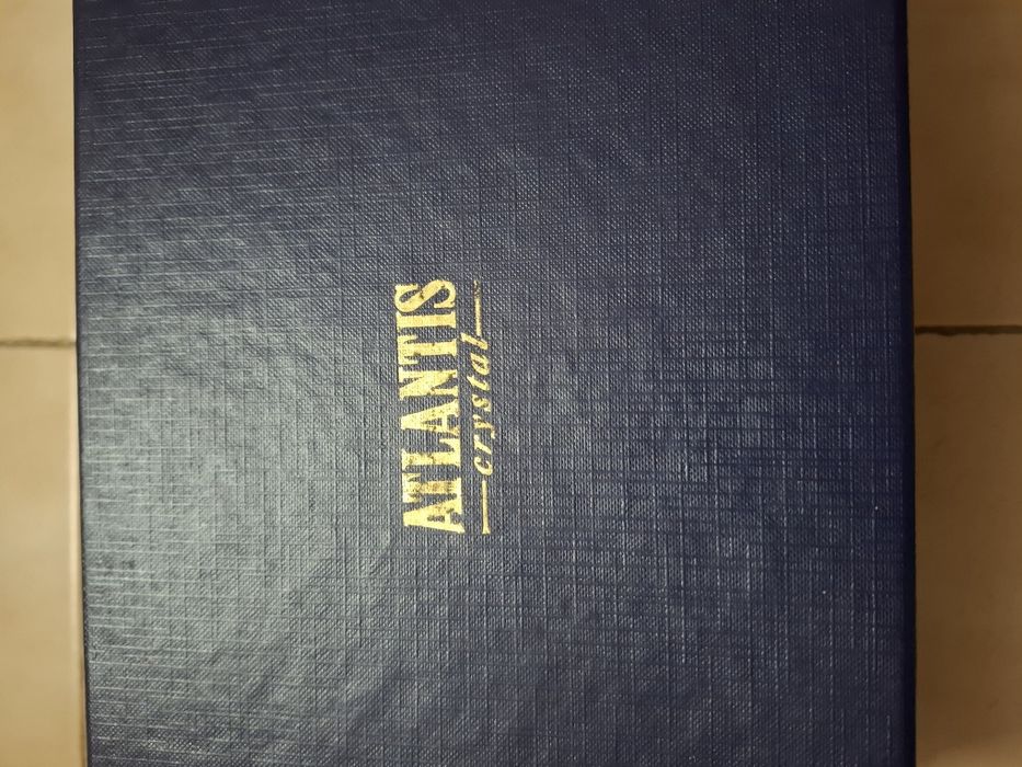 Cálices Atlantis ( novo) com caixa