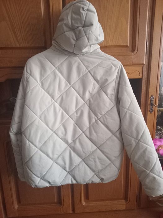 Верхняя женская одежда