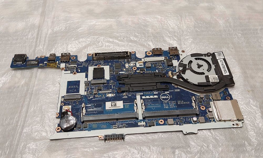 Разборка Ноутбука – Dell Latitude E7240/E7250 "(E7420/E7440/E7450)"