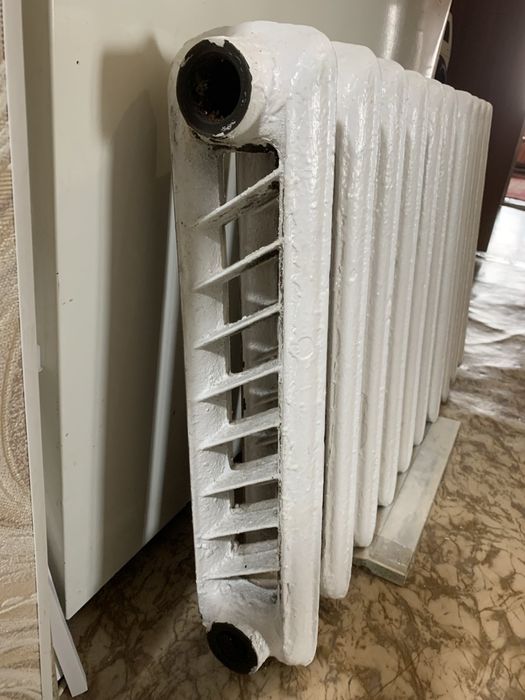 Радіатор. Радиатор. Батарея. На 10 секцій.