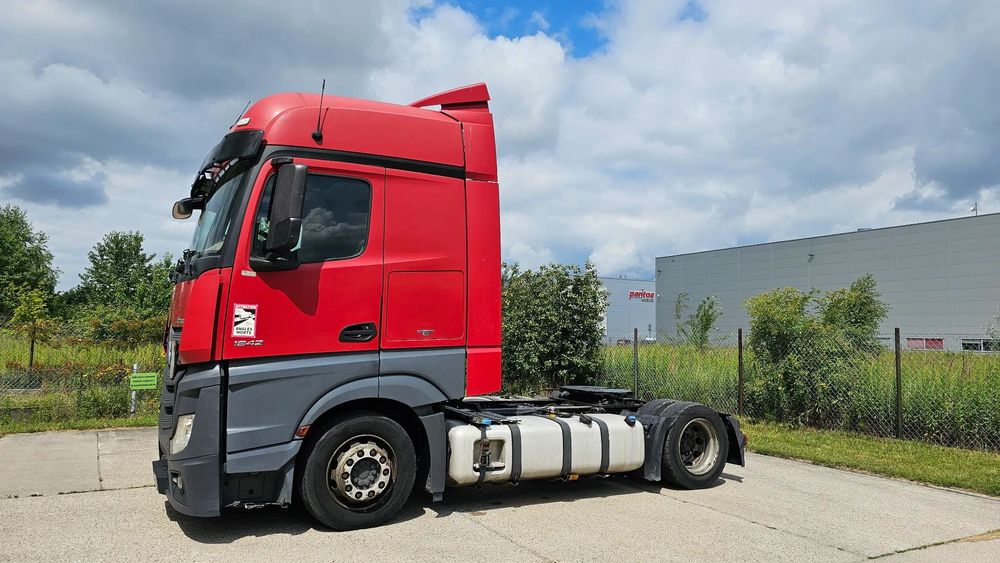 Mercedes-Benz Actros  Mercedes Actros 1842 Giga low deck mega nowy tachograf stan bdb